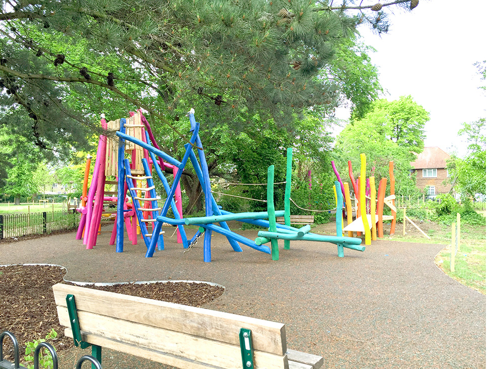 timber-climbing-frame-multi-coloured-Wormholt-Park